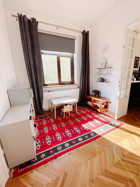 Gradina Icoanei, Oferta rara in vila